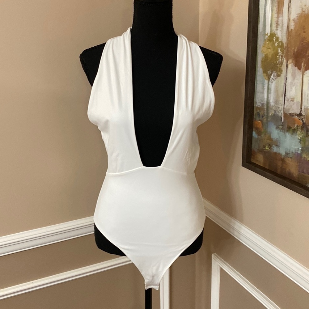 Mobeadon Halter Bodysuit Large NWOT